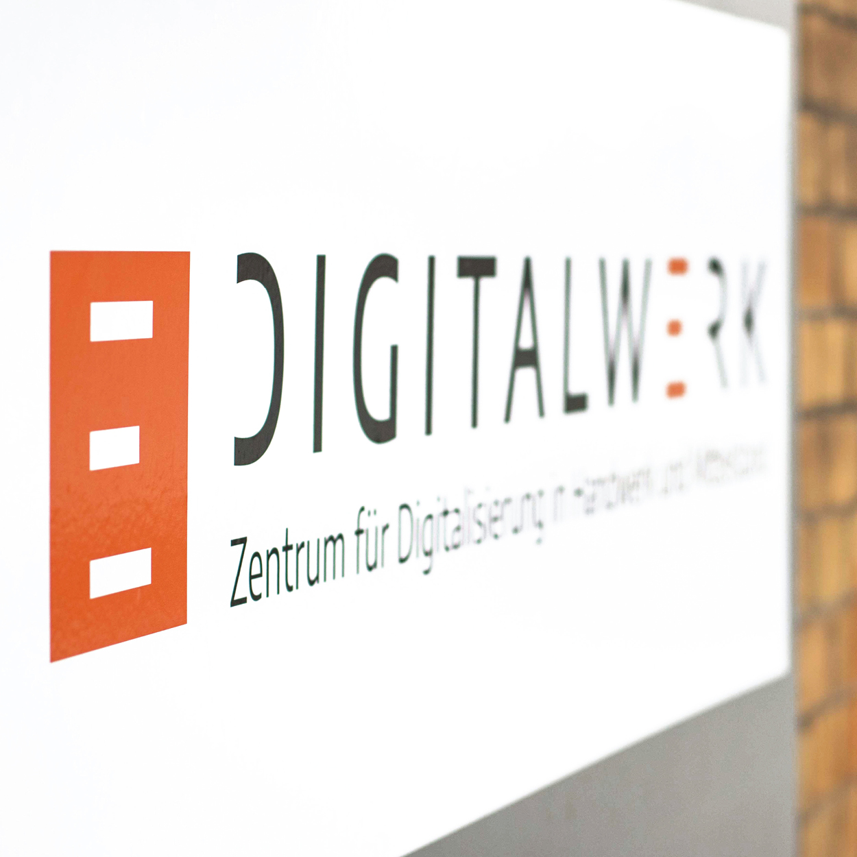 Digitalwerk Das Digitalwerk ist ein Projekt des ifii und unterstützt kostenlos…